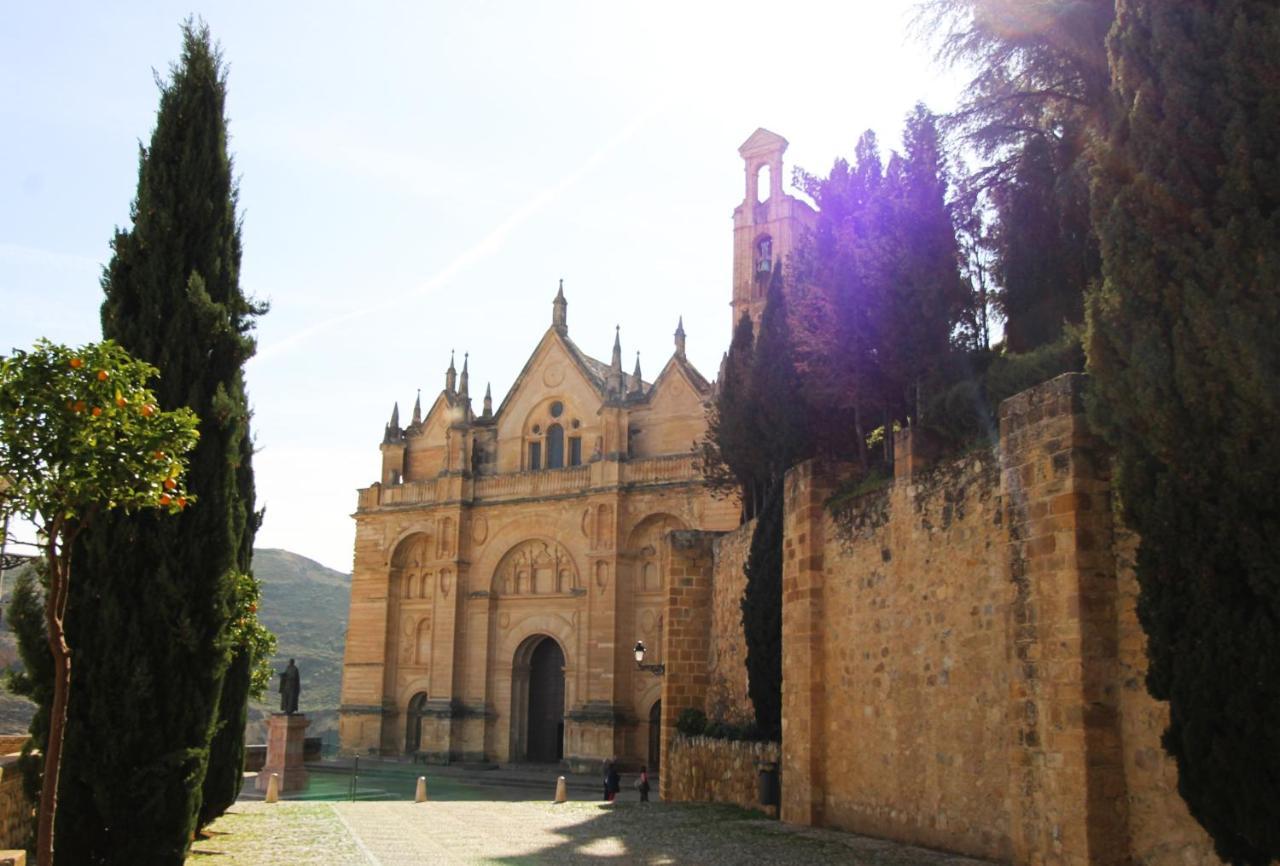 Casa Puerta De La Alcazaba Antequeraヴィラ エクステリア 写真